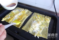 烤冷面的做法视频,美味家常小吃轻松学